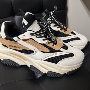 Steve Madden Men's Black, White, and Tan Sneakers